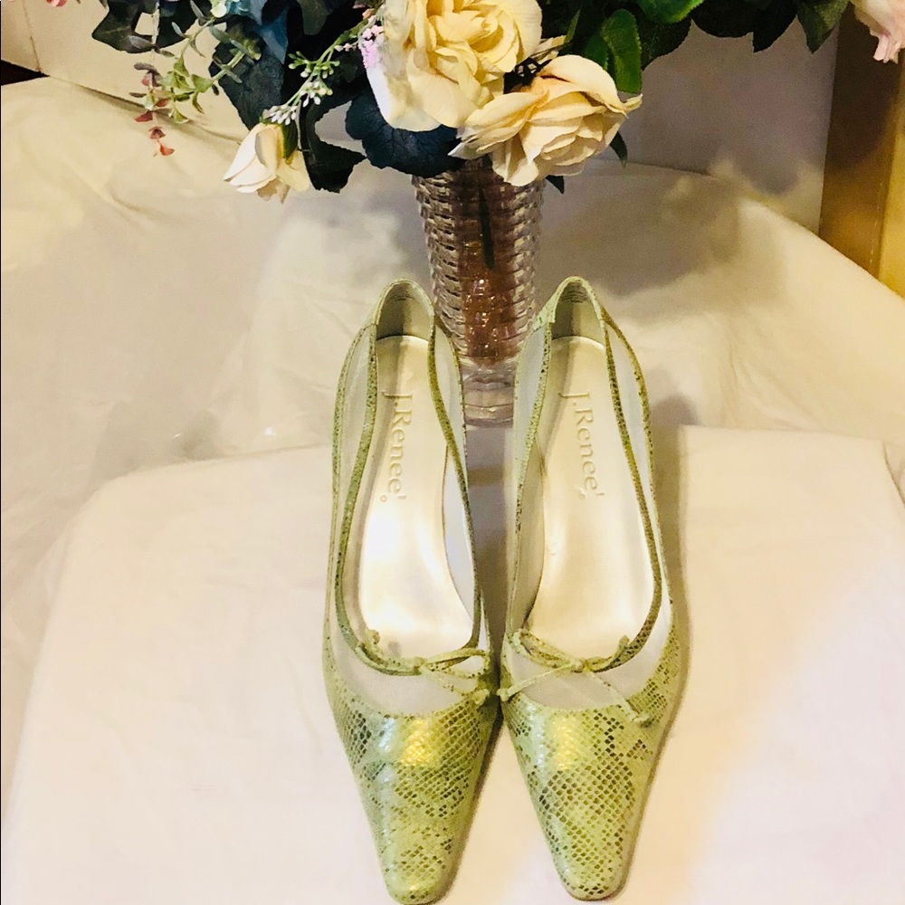 Beautiful J.Renee shoes